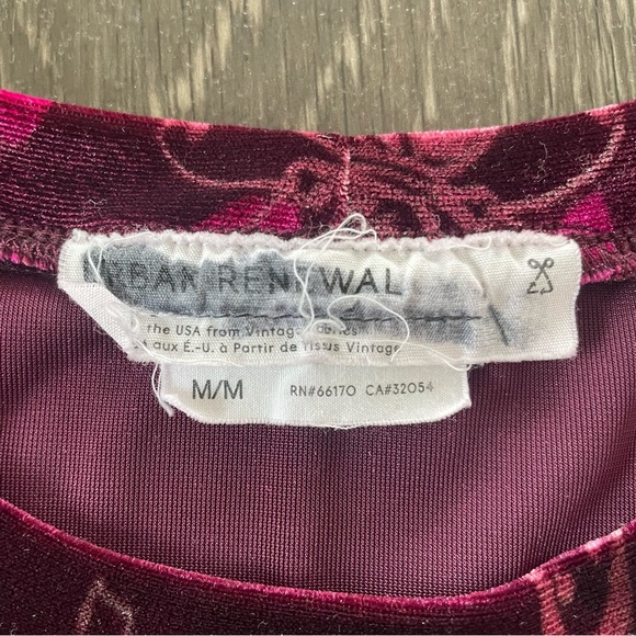 Urban Outfitters Renewal Plum Purple Butterfly Velvet Crop Top - Picture 6 of 8